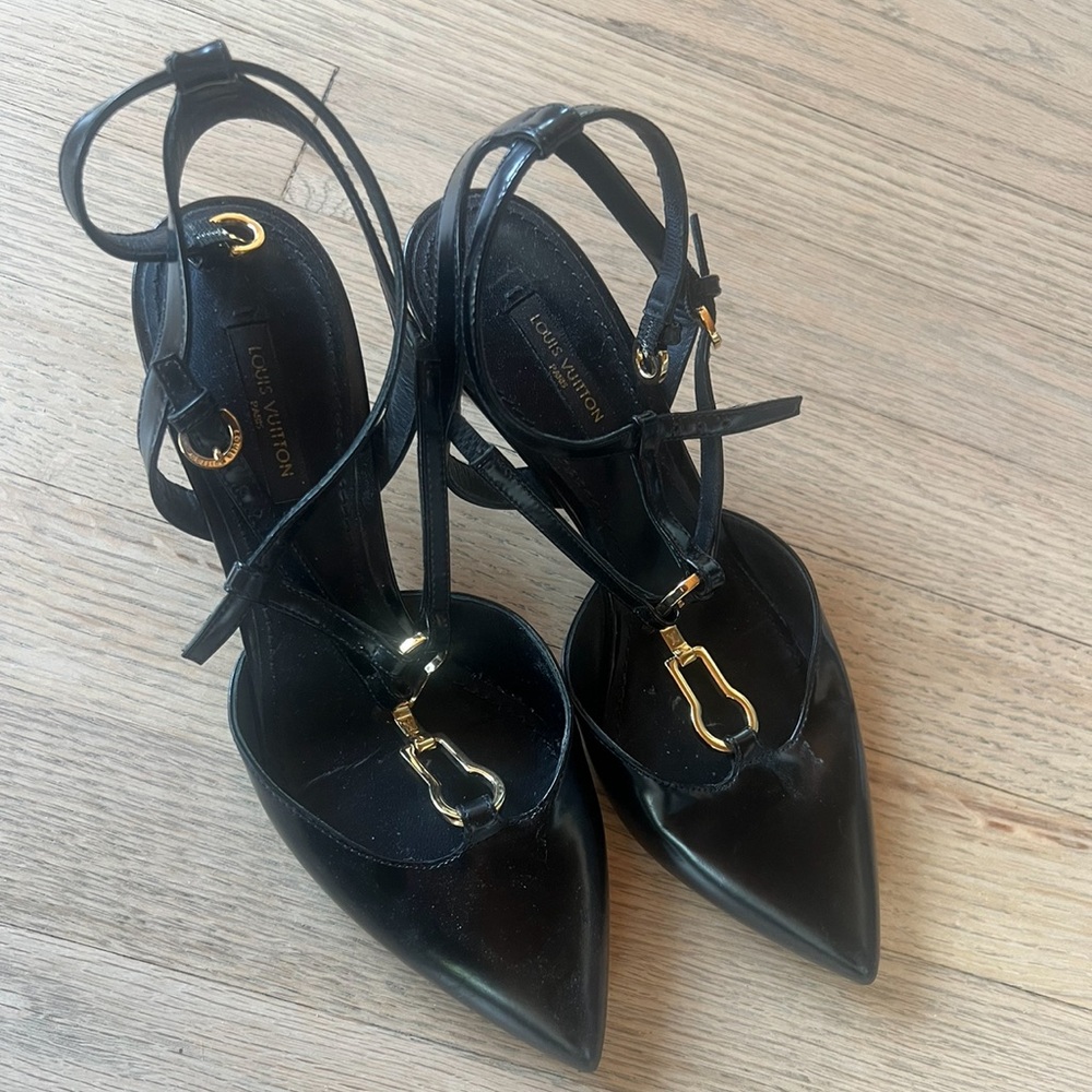 Louis Vuitton Lockit Pumps Size 37